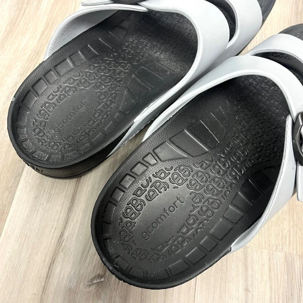 Gdefy Gravity Defyer Sandals Men's‎ 10 Gray Two-Strap Buckle Slide